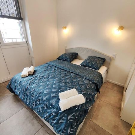 Loft Chic Avec Mezzanine Contemporaine Apartment Venissieux Exterior photo