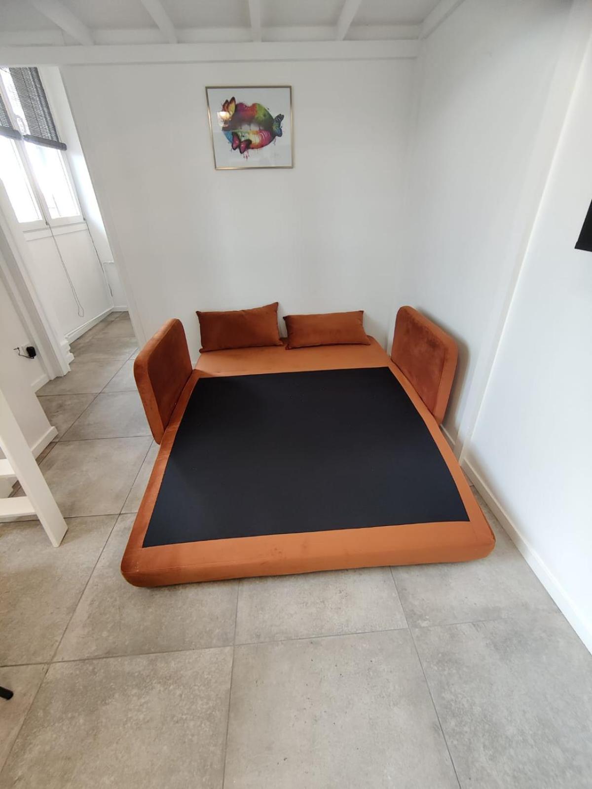 Loft Chic Avec Mezzanine Contemporaine Apartment Venissieux Exterior photo